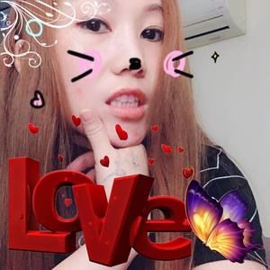 Meet your Posher, Candy